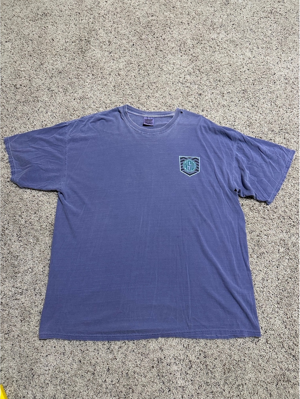 Comfort Colors Vintage Riverhawk Graphic T-Shirt XL